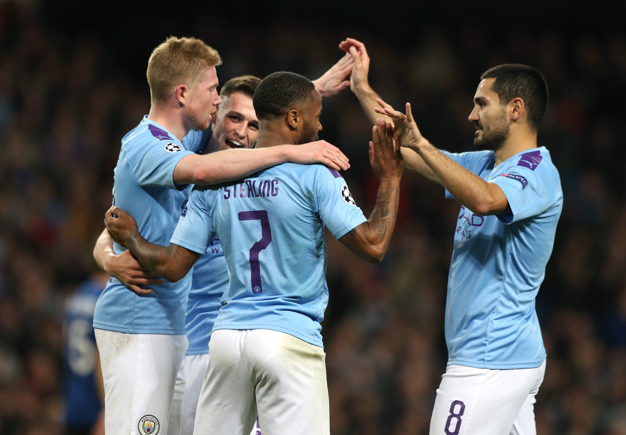 弗里克：佩德里有可能首发；收到消息后我起床看了皇马的集锦（弗里克：佩德里有望首发，我得知消息后起床看了皇马集锦）