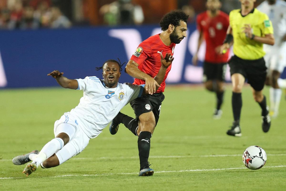 记者：西海岸外援戴维森回巴西接受鼻梁手术，无缘中超末轮（记者：西海岸外援戴维森返巴西做鼻梁手术，将缺席中超收官战）