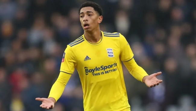 国脚赛季最佳表现，媒体称赞