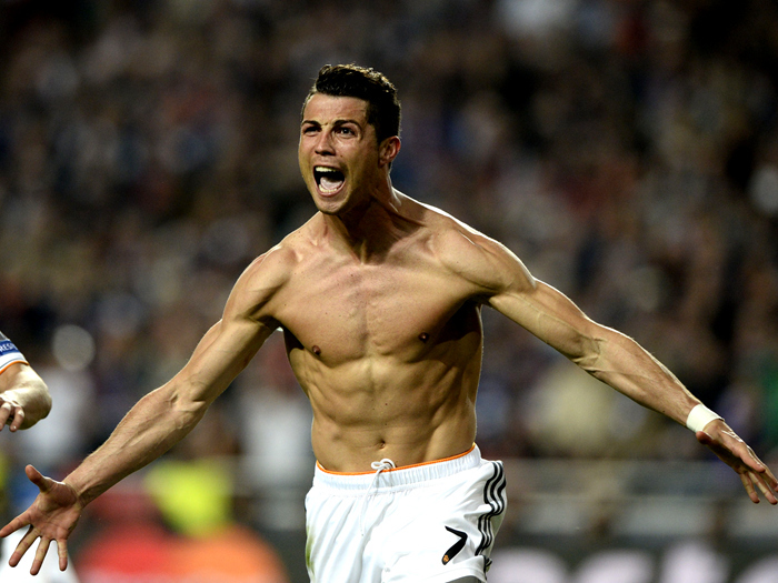 瑞天空：米兰已与阿利松团队展开接触，利物浦明夏愿放他离队（米兰已与阿利松团队洽谈，利物浦愿在明夏放行）