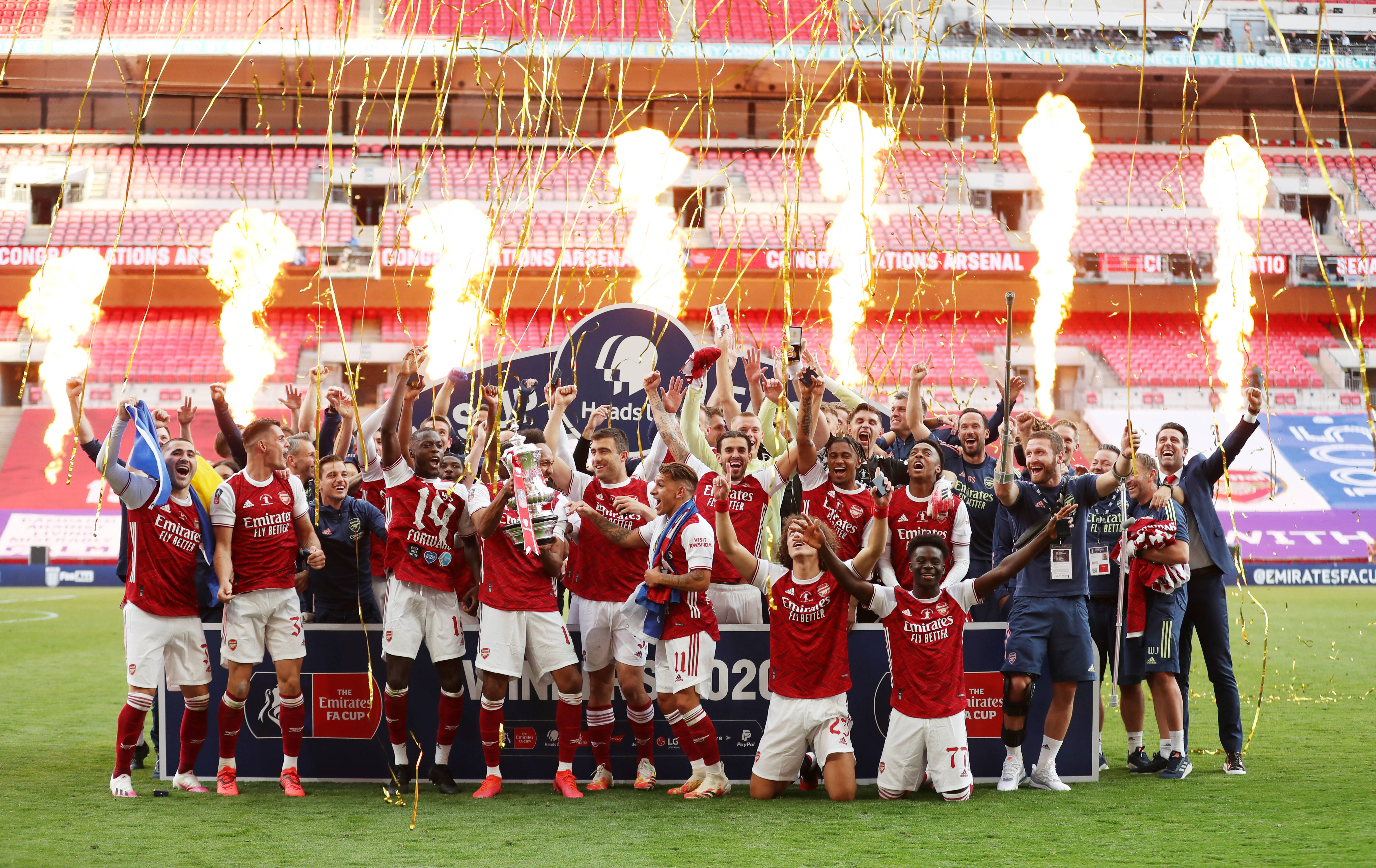 十年前的西班牙U18锦标冠军今何在：奥亚、西蒙在列，5人退役（回望西班牙U18十年前冠军队：奥亚、西蒙在列，已有5人退役）