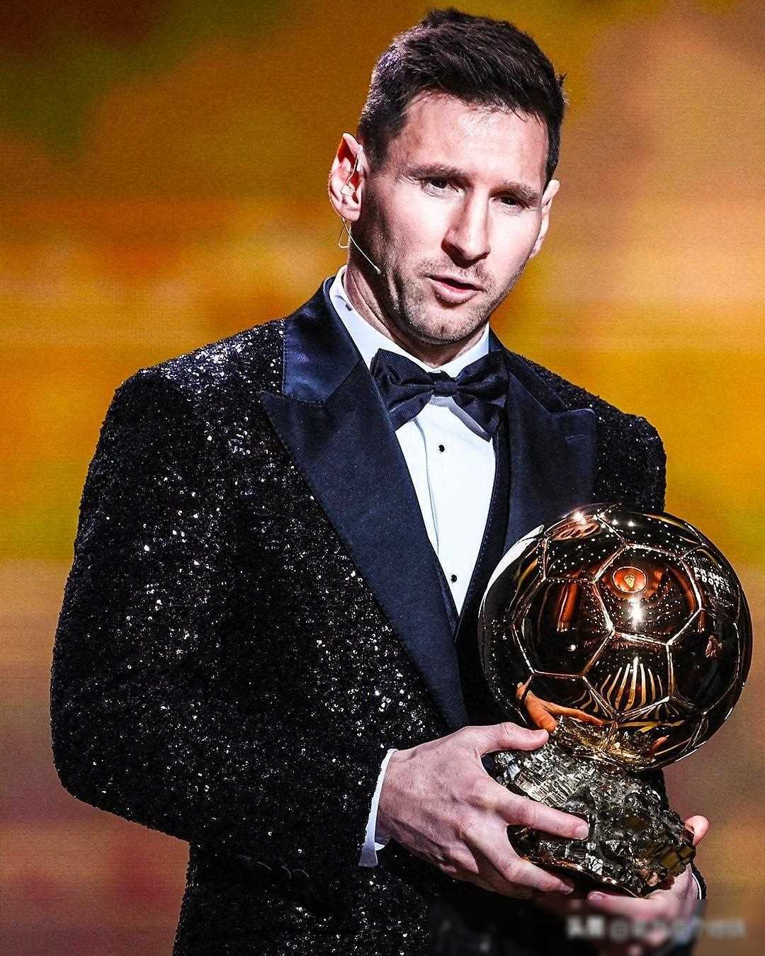 放弃组织，10号位做牺牲？解析B费为葡萄牙恐怖的战术升级（B费放下组织权：为葡萄牙恐怖战术升级牺牲的10号位解读）