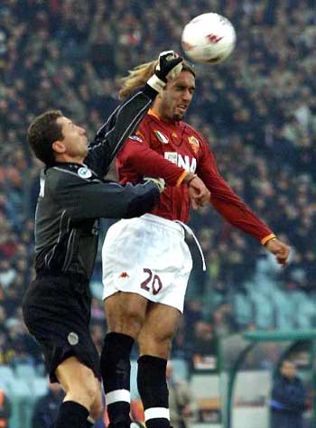 三位申花外援合约将到期，下轮亚冠或迎来告别战，特谢拉意外领衔（申花三外援合同临近到期，亚冠下轮或成告别之战，特谢拉意外领衔）