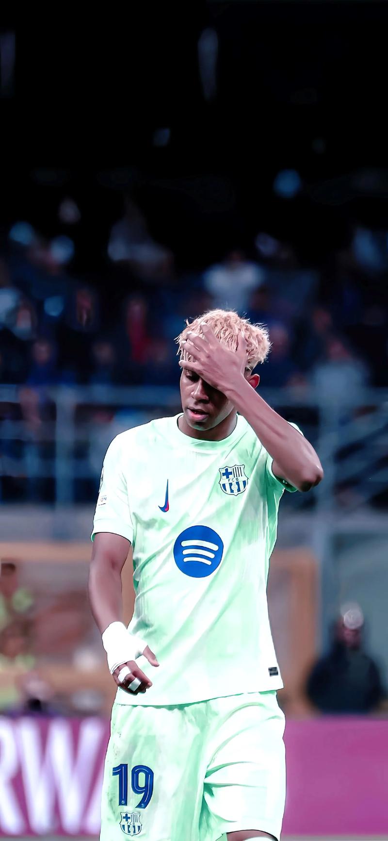 世体：戴上面具的加西亚像个超级英雄，他是弗里克的王牌球员（世体：佩戴面具的加西亚宛如超级英雄，弗里克麾下的王牌球员）