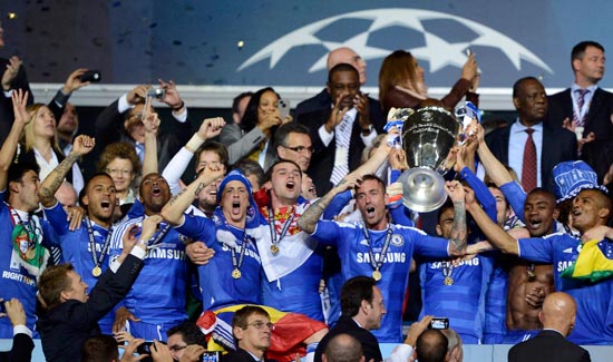 圆满退役！阿尔巴&布斯克茨：实现所有梦想，人生进入新阶段