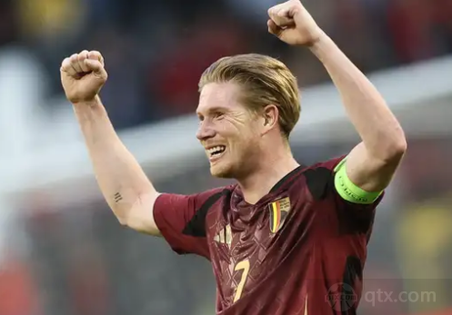 尤文官方：弗拉霍维奇已成功接受手术，将于明日开始康复计划