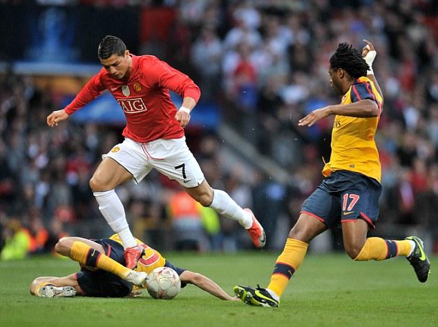 斯基拉：两家意甲俱乐部想租米雷蒂，但尤文不想放人（斯基拉：两队有意租借米雷蒂，尤文无意放行）