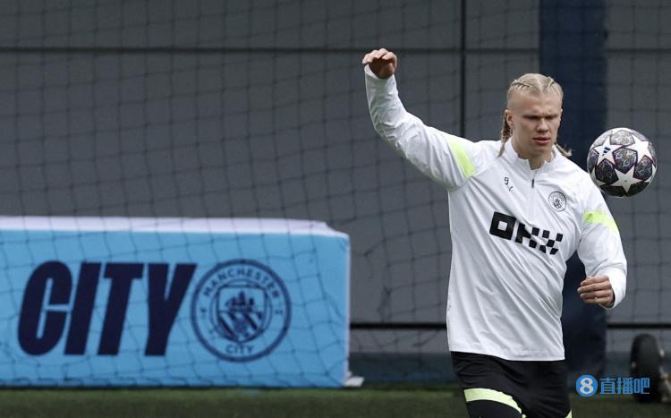 5球1助攻，记者：柏林联合中卫多克希计划赛季结束自由离队（记者：多克希计划赛季末自由身离开柏林联合，已贡献5球1助）