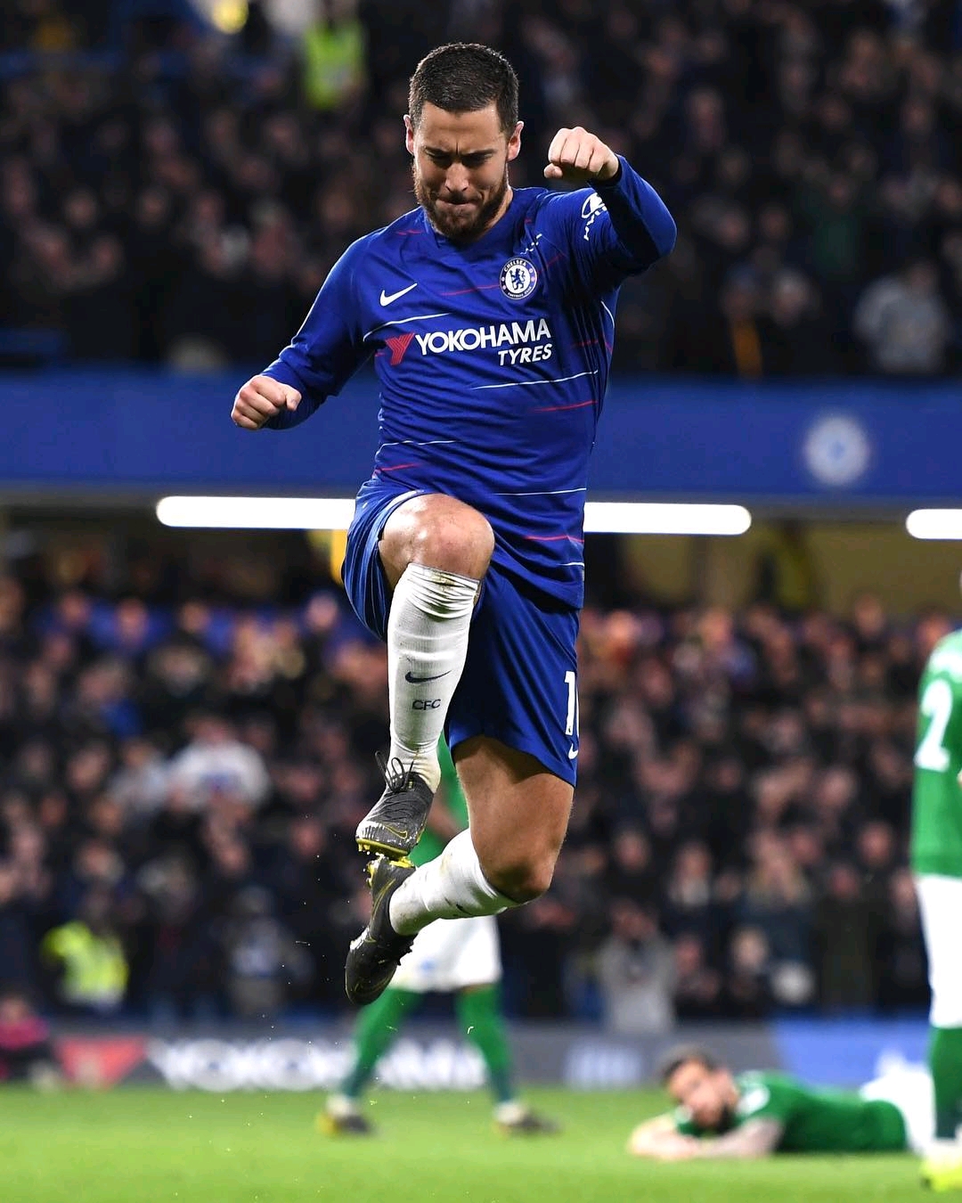 海牛祝贺重庆铜梁龙冲超：愿贵部在2026赛季中超中争创佳绩（海牛恭贺重庆铜梁龙升入中超，预祝其在2026赛季中超再创佳绩）